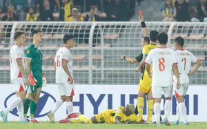 VAR helps Patrik Lê Giang avoid being sent off against Malaysia