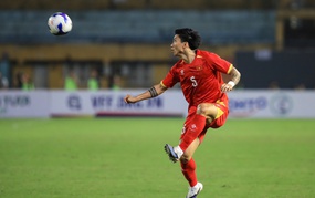 Vietnam's national team faces Malaysia: Anticipating Van Hau's comeback