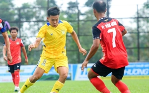 Vietnam's football team was penalized with a 0-3 loss due to using an ineligible player.