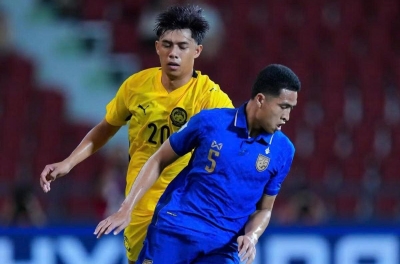 Hot Football News Afternoon 14/8: Thailand National Team Determined to 'Get Ahead' of Singapore