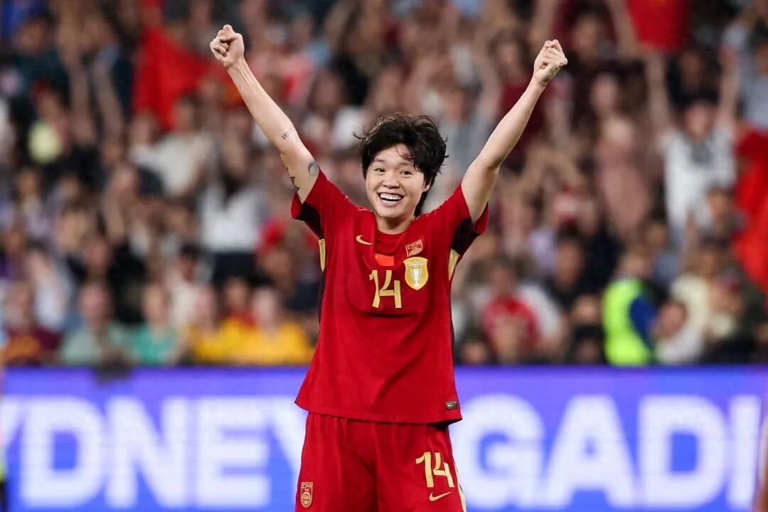 Chinese Women's Football Team Secures Quarter-Finals with Two Consecutive Wins; Final Match Against North Korea Marks First Real Challenge