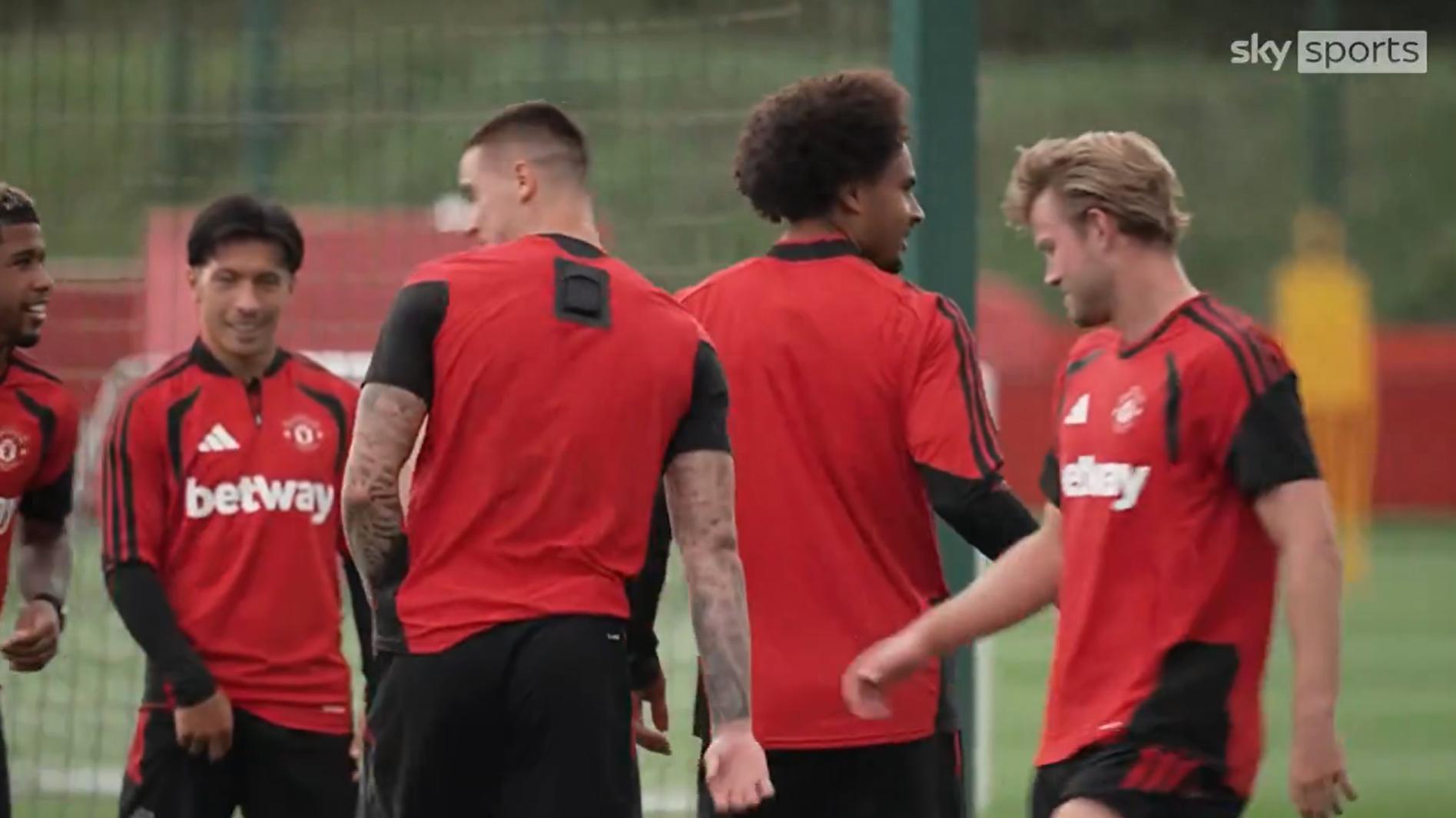 Mount is feared to be out for six weeks, making the precautionary substitution a complete joke! Sesko and De Ligt have returned to team training.