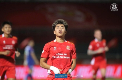 Vietnamese overseas Khoa Ngô shines, CA TP.HCM advances straight to the semifinals