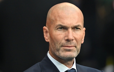 BREAKING: Coach Zidane agrees to lead the French national team