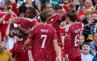 Liverpool defeats Como; £60 million newcomer immediately causes a stir at Anfield