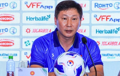 VIDEO: Coach Kim Sang Sik Determined to Defeat Malaysia in the Rematch