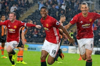 Rooney names the player who could break his greatest record