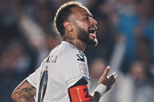 Neymar: 'If you're negative, it's better to stay at home'