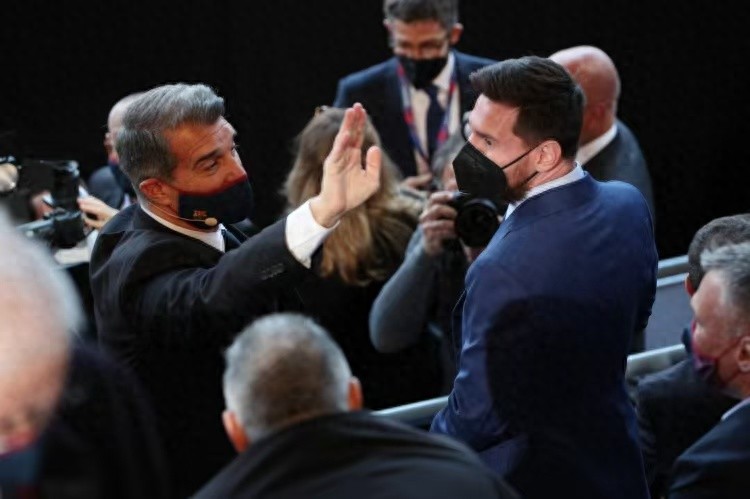 Barcelona legend Xavi reveals shocking news: Messi decided to return to Barcelona after the World Cup, but was blocked by Laporta.
