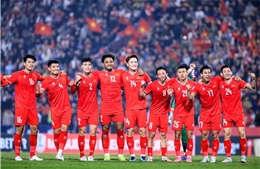 Following AFC's decision, the Vietnamese national team officially qualifies for the 2027 Asian Cup Finals.
