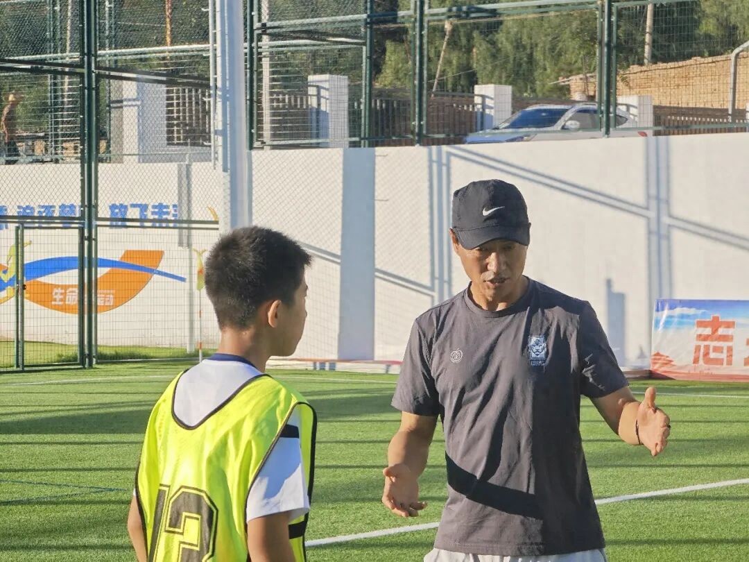The integration of Chinese and Korean football in Zhidan: Professional matters ultimately rely on professionals