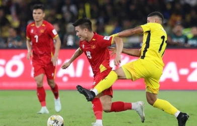 Asian fans react strongly as Malaysia is penalized with a 0-3 loss to Vietnam by AFC