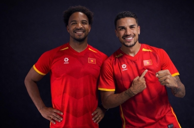 Without playing a single minute against Malaysia, Vietnam's national team immediately enters history.