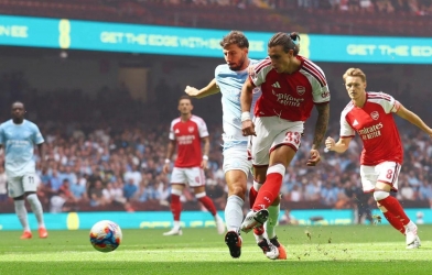 Arsenal star breaks historic record after just 23 seconds, paving the way for a crushing victory over Man City