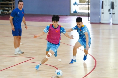 Vietnam's national team holds its first training session, aiming high at the Southeast Asian Championship