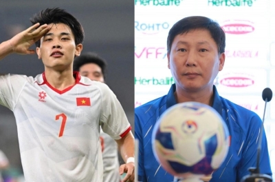 Coach Kim Sang Sik mentions Dinh Bac ahead of the match against Malaysia