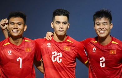Tiến Linh scores again, earning perfect marks from fans