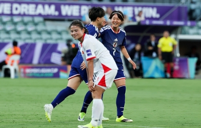 Japanese fans react after defeating Vietnam
