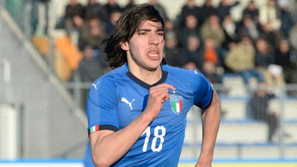Tonali sets conditions for joining Manchester United! Will not pressure Newcastle for transfer, minimum fee required is £70 million.