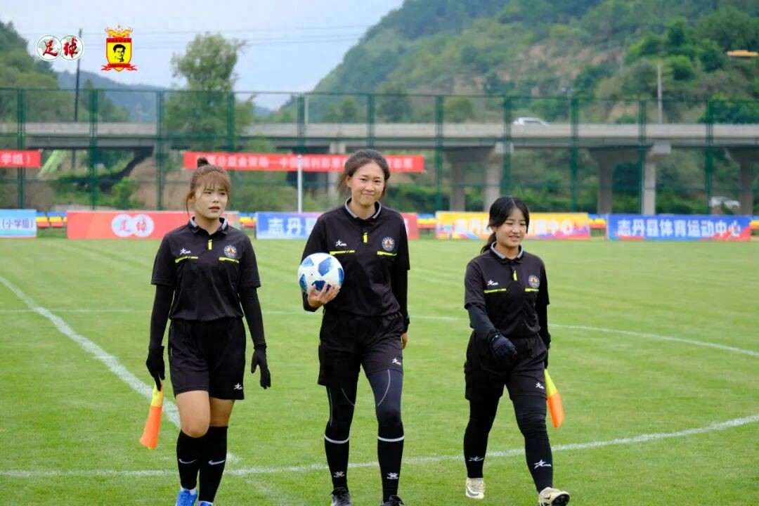 The Zhidan girls who returned home: In the end, one's own affairs cannot be separated from one's own people.