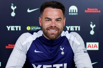 OFFICIAL: Tottenham signs contract with English manager