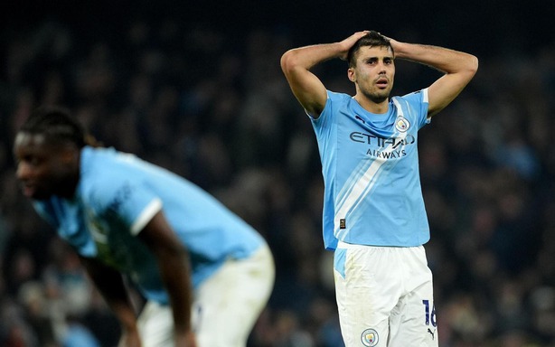 Premier League Title Race: The End for Manchester City?