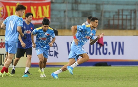 Hot Vietnamese football news today March 30: Vietnam team arrives in Ninh Binh; Malaysia determined to fight for honor