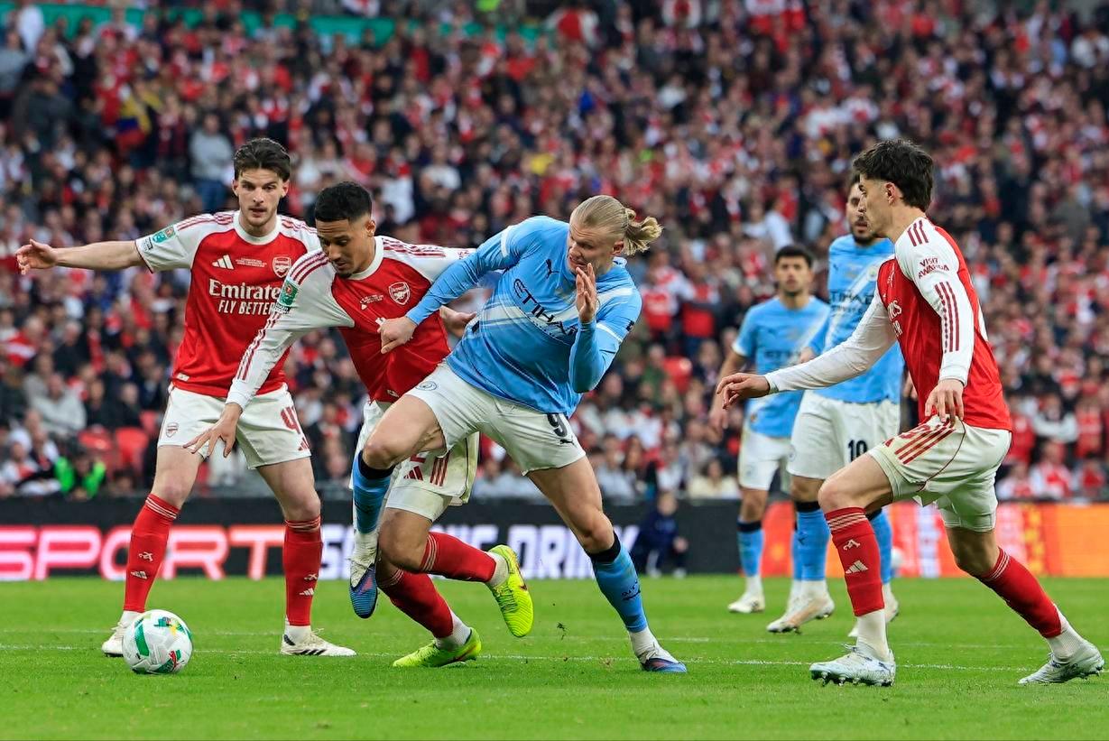 Manchester City wins League Cup 2-0 against Arsenal; Haaland starts but fails to score, receives low rating of 6.2; 0 goals and 0 assists in 9 finals.