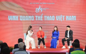 Dinh Bac is honored in the 'Glory of Vietnamese Sports' program.