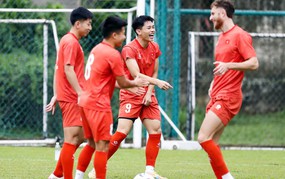 Hot Vietnamese football news today 15/8: Vietnam national team excited; Vietnam women's team accelerates for ASIAD 2026