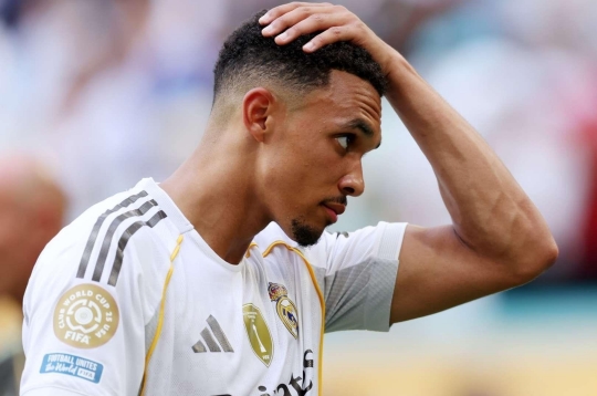 Arnold unexpectedly penalized by Real Madrid for lack of attendance