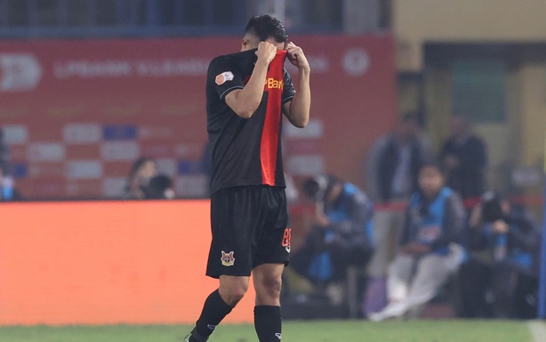 CLB Ninh Binh Loses Three Matches: Is the Blame Solely on the Coach?