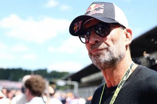 The scenario of Klopp coaching a World Cup-winning national team unexpectedly heats up.