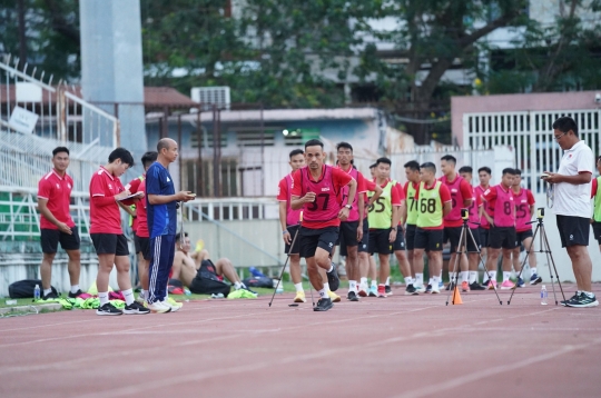 One Vietnamese referee failed to pass the fitness test.