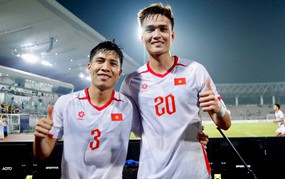 Hot news from Vietnamese football today, August 19: Vietnam national team at risk of losing Van Vi in the second leg of the semi-final.