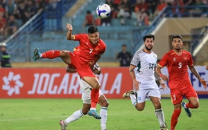 Quang Hai delivers a beautiful assist for Xuan Manh to score with a header.