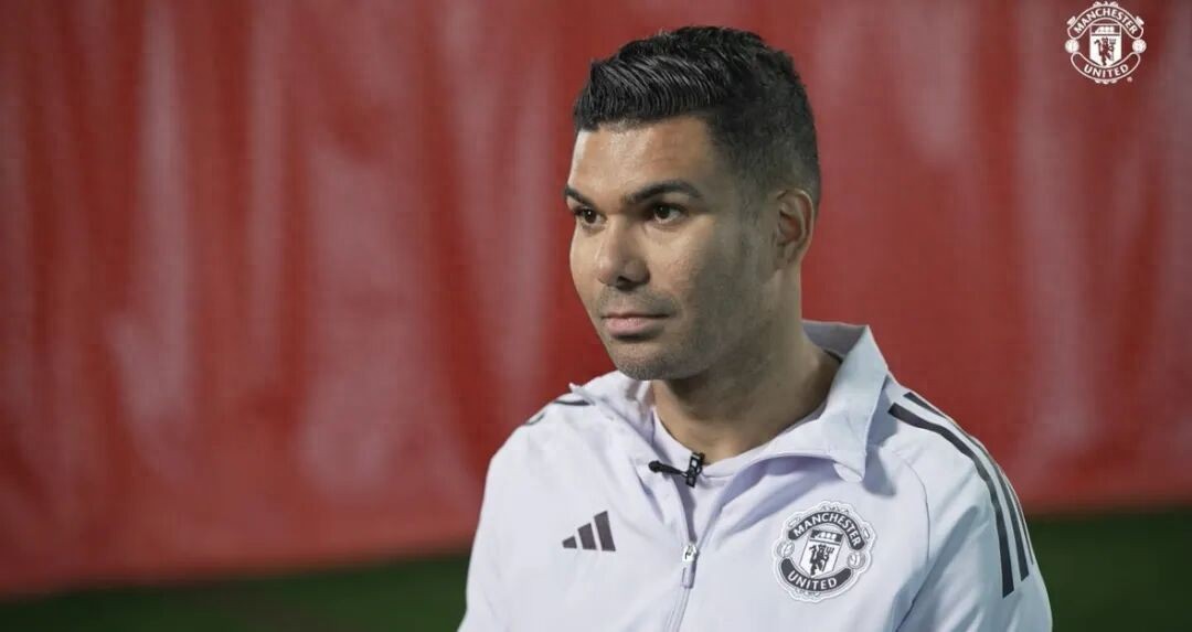 Casemiro announces details of leaving Manchester United! Touched by fans' plea to stay, his heart remains forever loving the Red Devils.