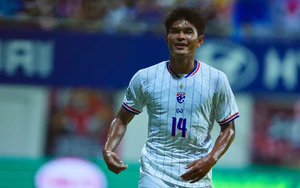 Teerasak Poeiphimai: Thai Striker Poised to Rival Dinh Bac