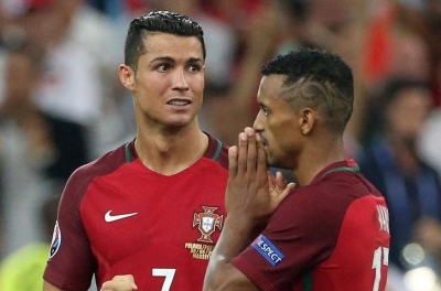 Nani: 'If he doesn't win, Ronaldo will cry'
