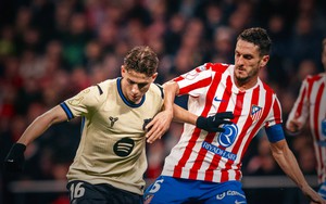 Barcelona suffered a heavy 0-4 defeat in the Spanish King's Cup semi-final
