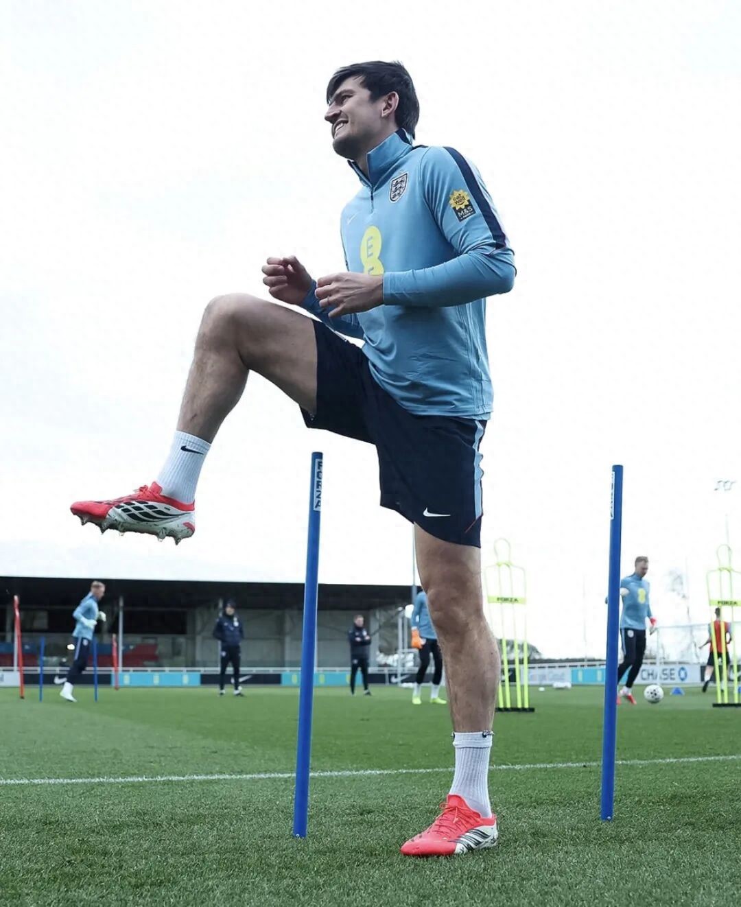 Maguire reveals final demand for Manchester United contract renewal, comments on red card suspension! Return to national team makes mother cry