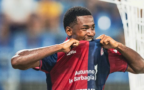 Serie A star nearly drowns due to inability to swim.