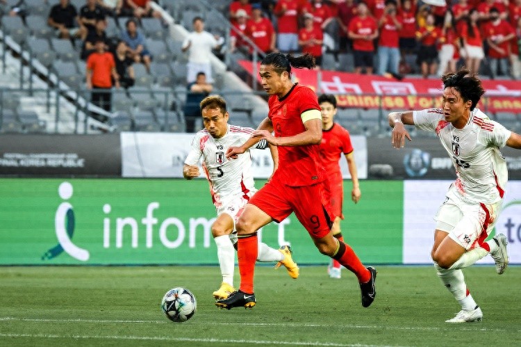 Four captain candidates for the national football team training: Wenzhou youngster as the first captain, including Wei Shihao and two goalkeepers.