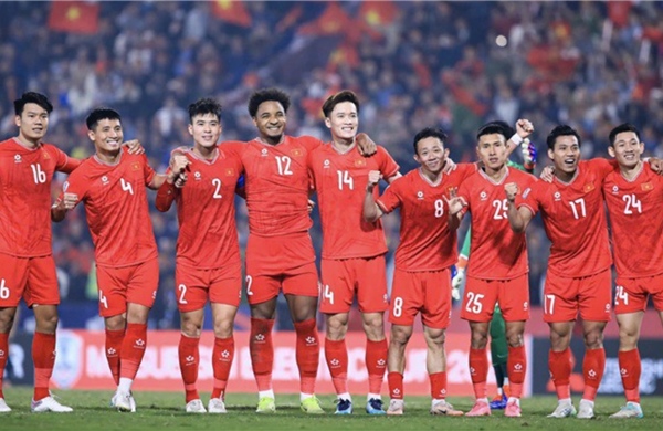 Vietnam National Team Approaches Top 100 in the World