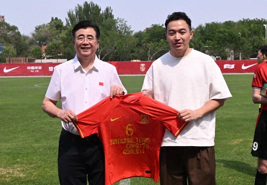 Chinese Football Association President Song Kai Issues Open Letter Calling on Former National Team Players: Rooted in Youth Training, Great Potential