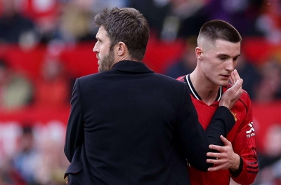 'Manchester United needs a striker of higher caliber than Sesko to win the title'