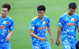 'The Unfamiliar Bird' surpasses Tiến Linh, convincing Coach Kim Sang Sik